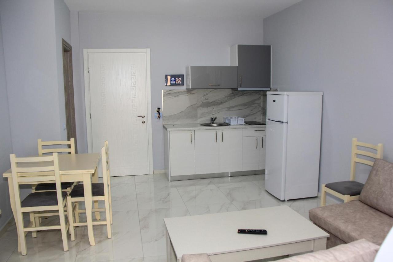 Maxi'S Apartments Sarandë Exterior foto