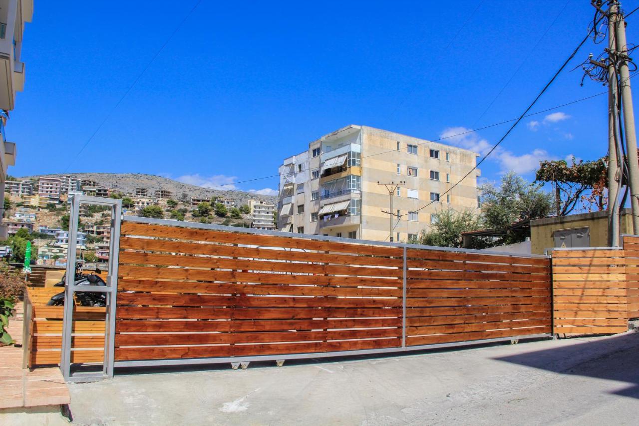 Maxi'S Apartments Sarandë Exterior foto